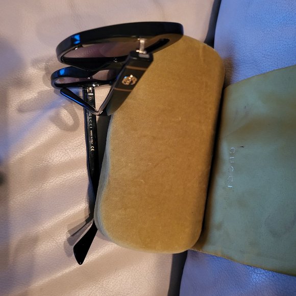 Gucci GG0762S 001 Black Butterfly - Picture 3 of 11